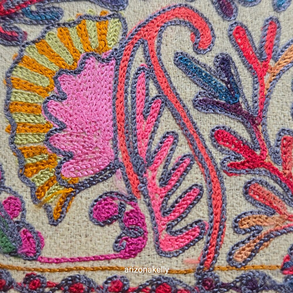 NWOT Cashmere Scarf Wrap Stole Chain Stitch Embroidery Colorful - Picture 9 of 17